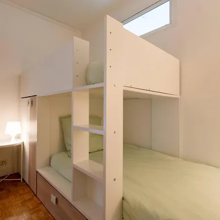 Eiffel View Chic 2br With Balcony * Párizs